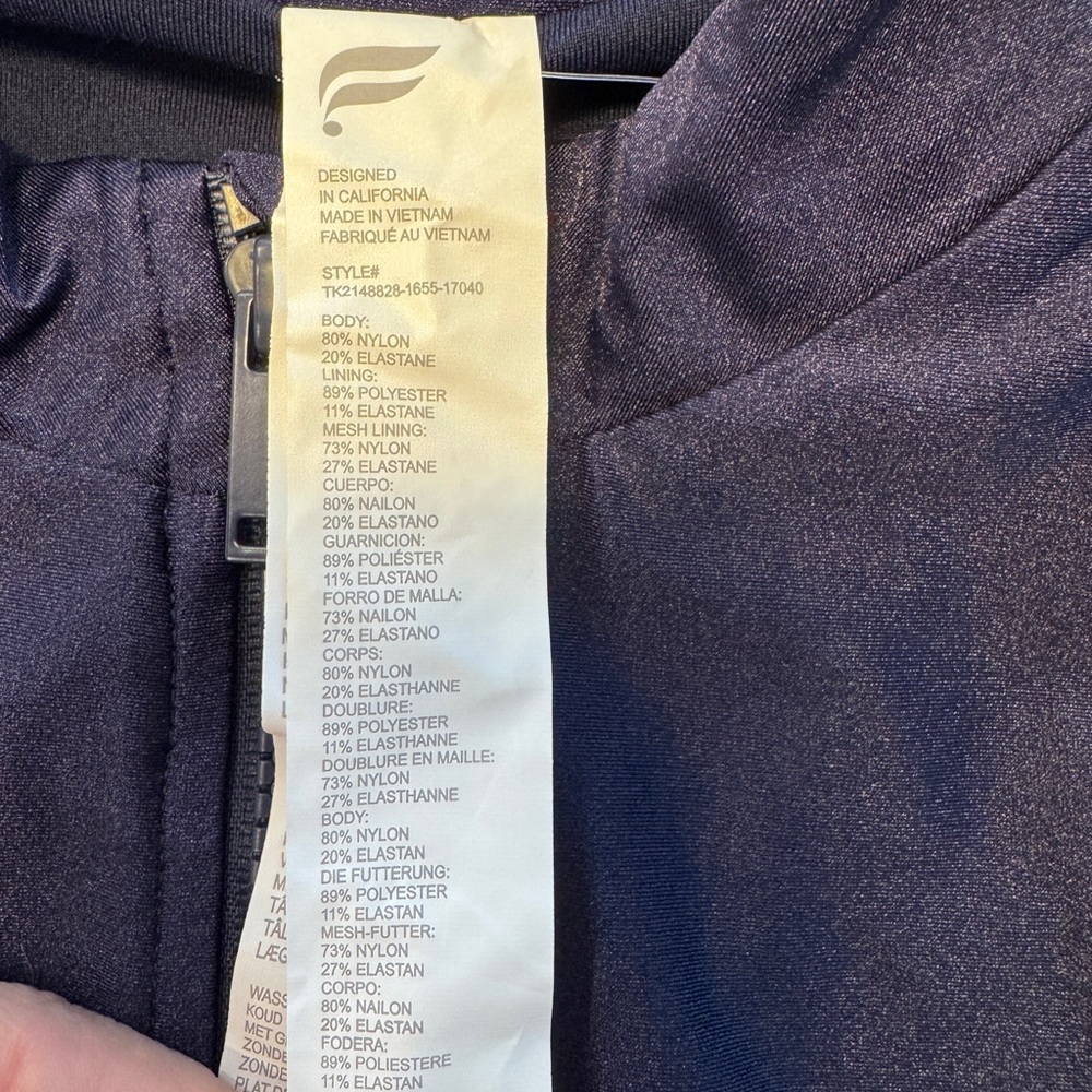 Fabletics Shiny Navy High Waisted Oasis Pocket Leggings & Leilani Tank Bundle - Picture 15 of 16